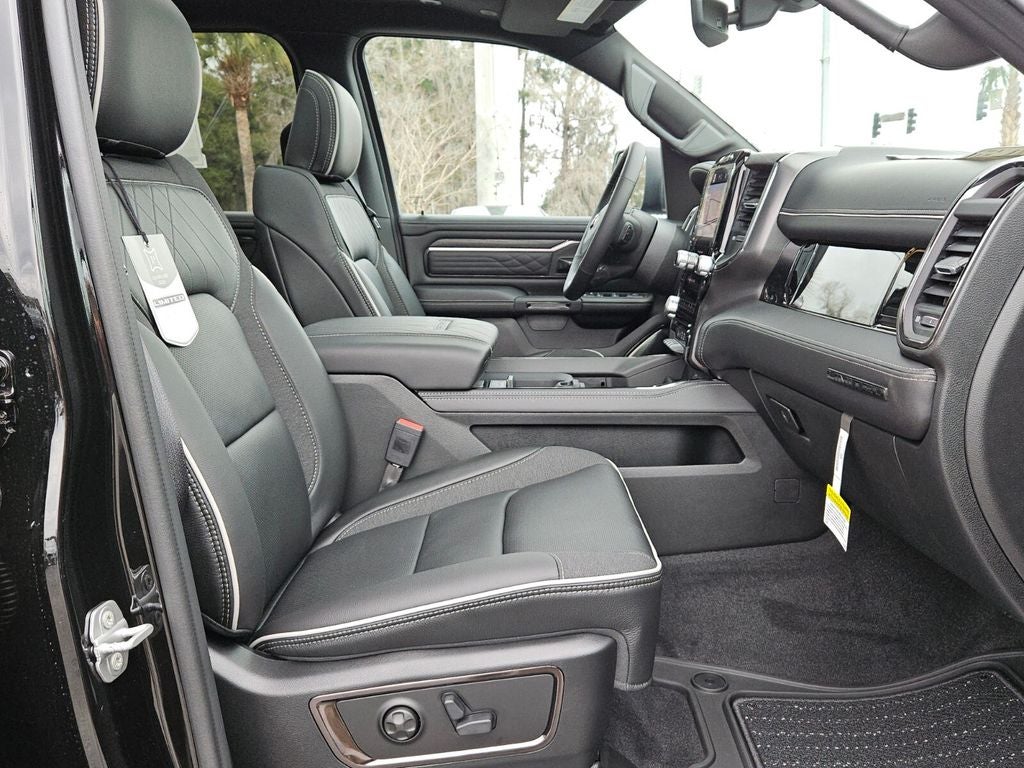 2026 RAM Ram 1500 RAM 1500 LIMITED CREW CAB 4X4 5'7' BOX