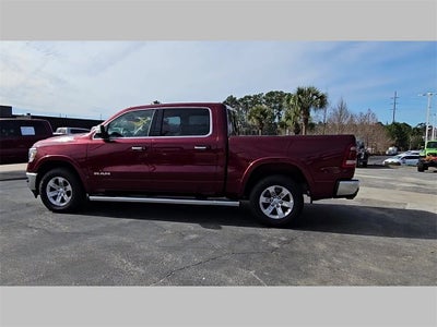2022 RAM 1500 Laramie Crew Cab 4x4 5'7' Box