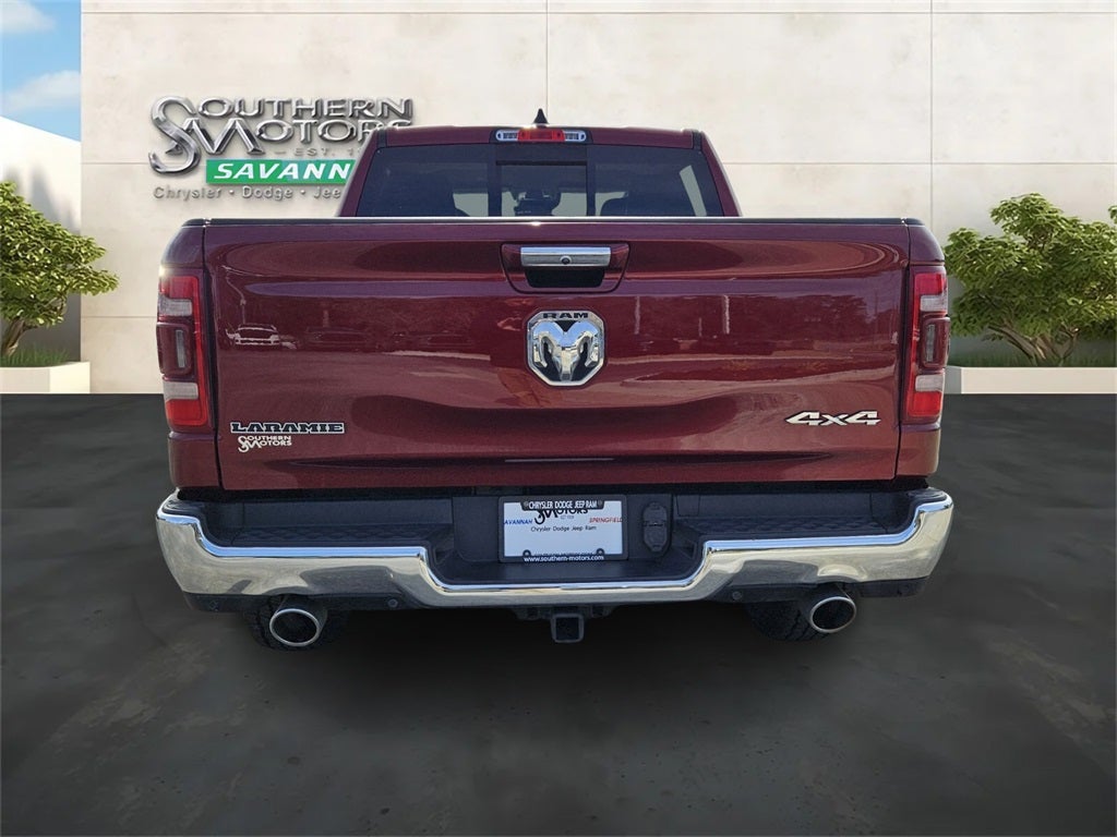 2022 RAM 1500 Laramie Crew Cab 4x4 5'7' Box