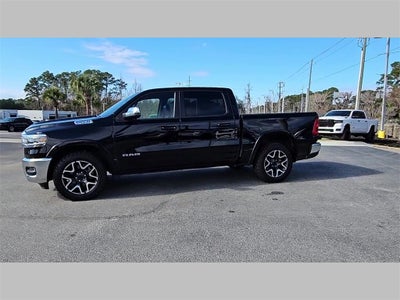 2025 RAM 1500 Laramie Crew Cab 4x4 5'7' Box