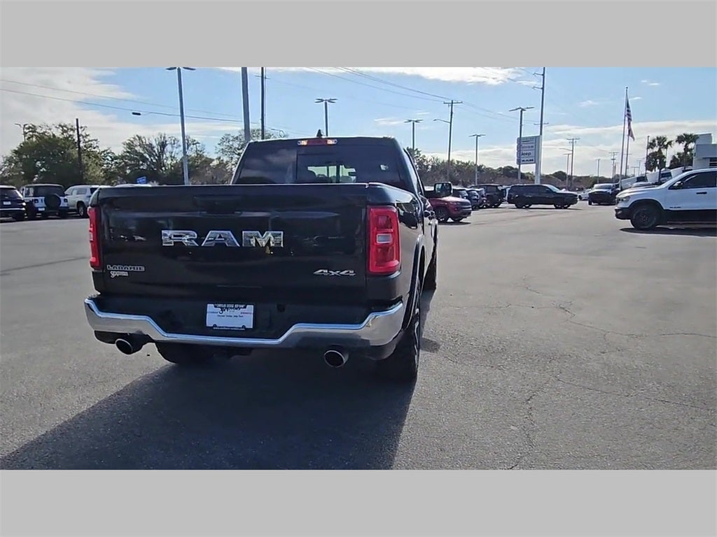 2025 RAM 1500 Laramie Crew Cab 4x4 5'7' Box