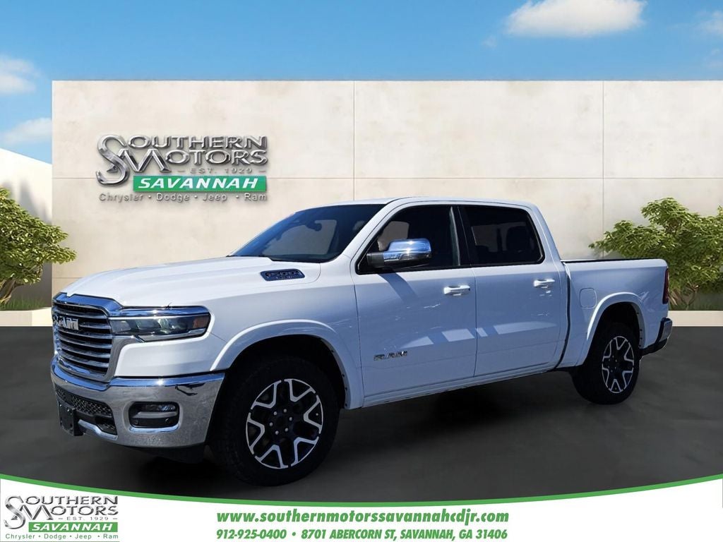 2025 RAM 1500 Laramie 4x4 Crew Cab 5'7's photo