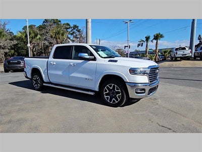 2025 RAM 1500 Laramie Crew Cab 4x4 5'7' Box