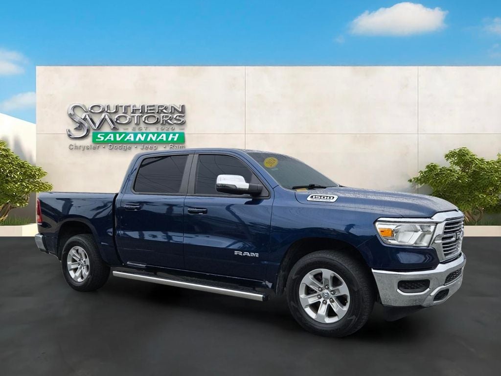 2024 RAM 1500 Laramie Crew Cab 4x4 5'7' Box