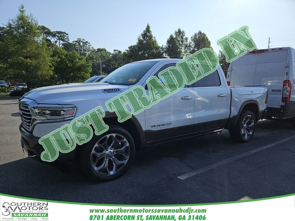 2020 RAM 1500 Laramie Longhorn Crew Cab 4x4 5'7' Box