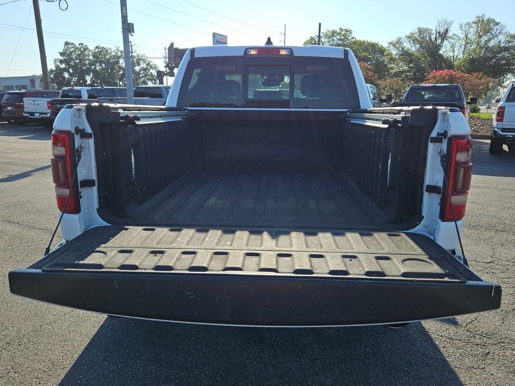 2020 RAM 1500 Laramie Longhorn Crew Cab 4x4 5'7' Box