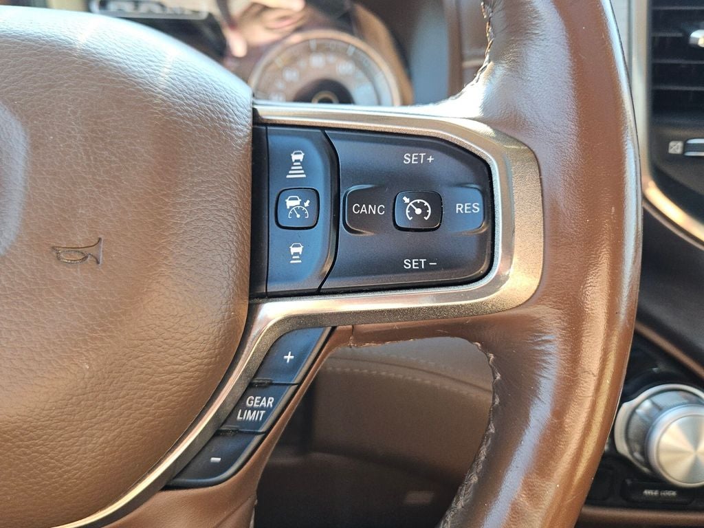2020 RAM 1500 Laramie Longhorn Crew Cab 4x4 5'7' Box