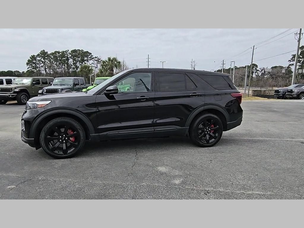 2022 Ford Explorer ST