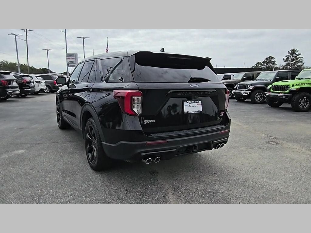 2022 Ford Explorer ST
