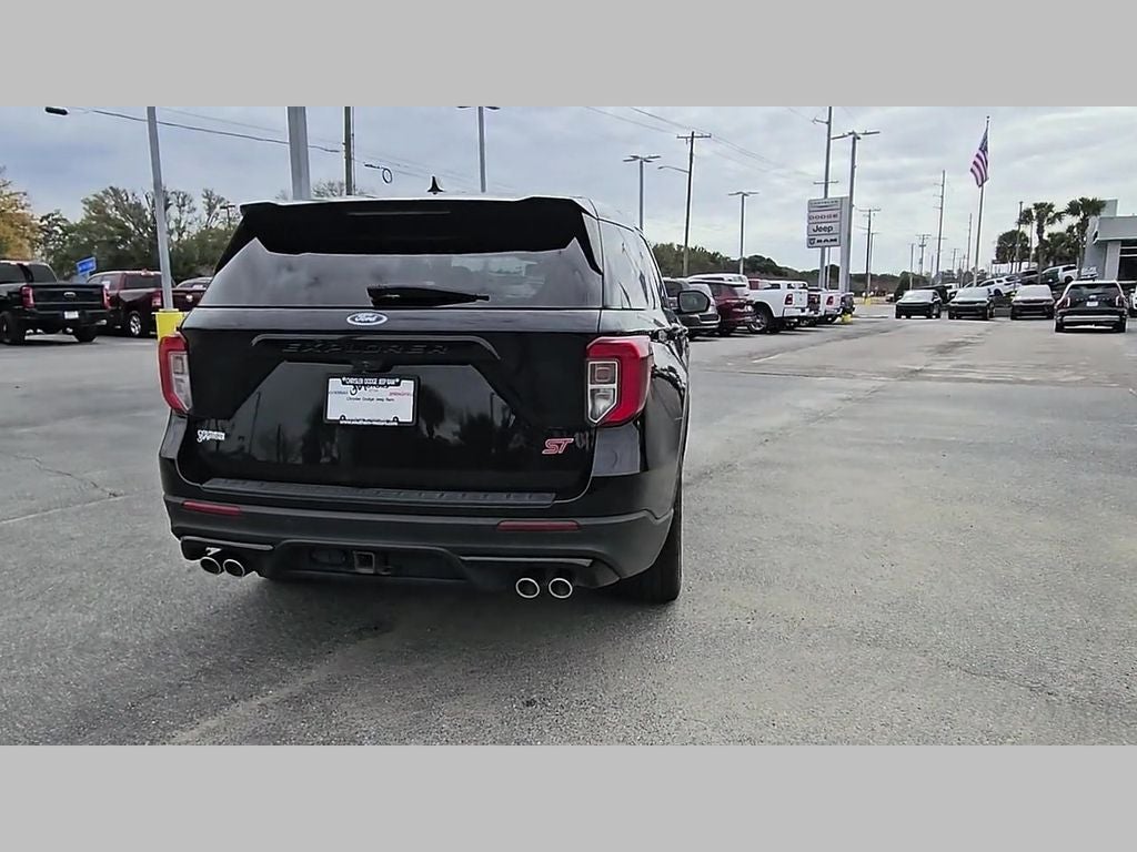 2022 Ford Explorer ST