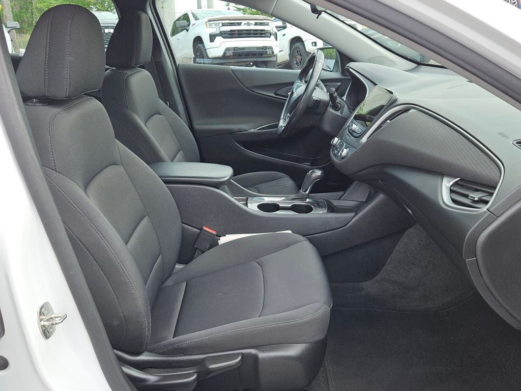 2020 Chevrolet Malibu FWD RS