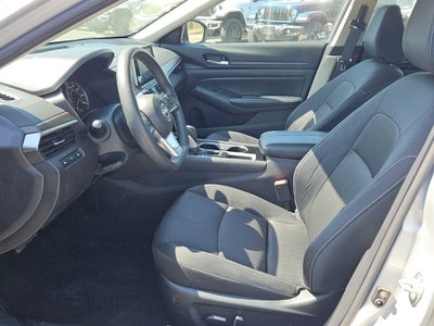 2024 Nissan Altima SV FWD