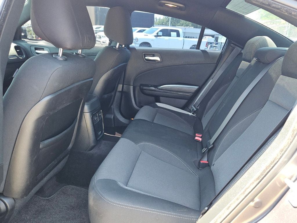 2018 Dodge Charger SXT RWD