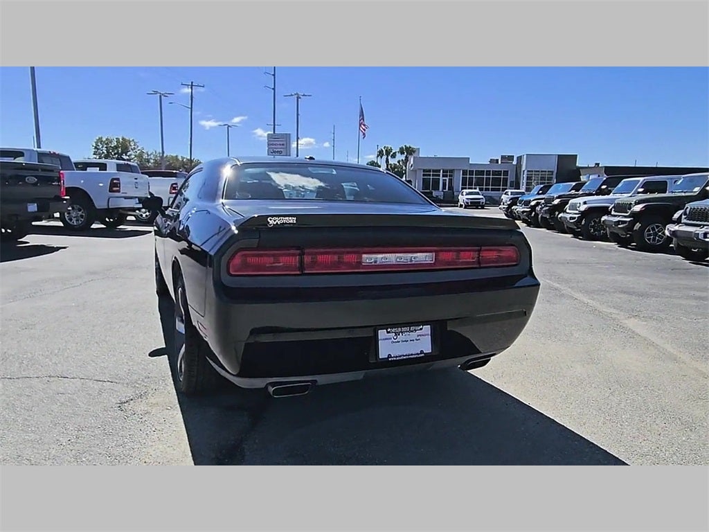 2014 Dodge Challenger SXT