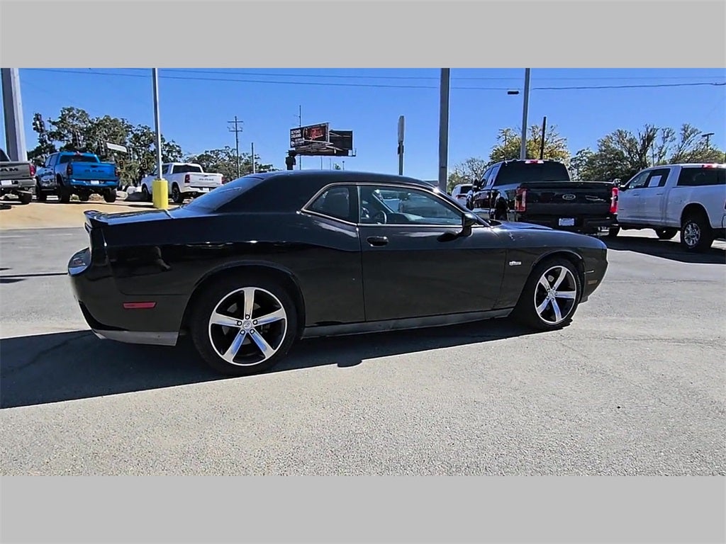 2014 Dodge Challenger SXT