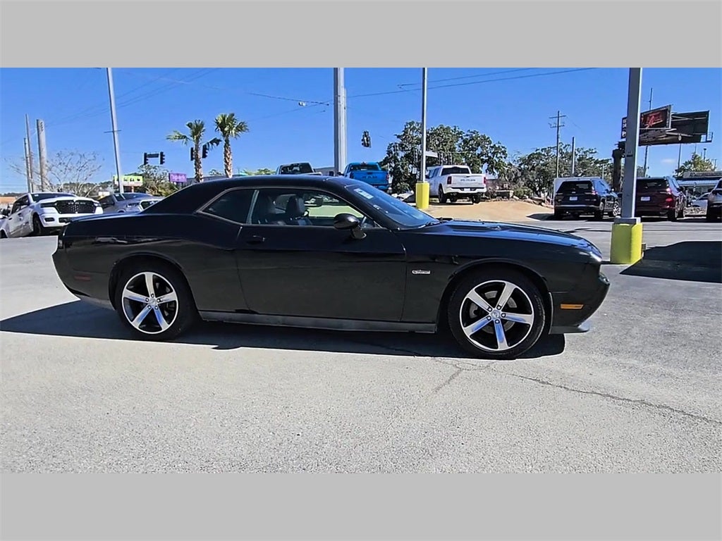 2014 Dodge Challenger SXT