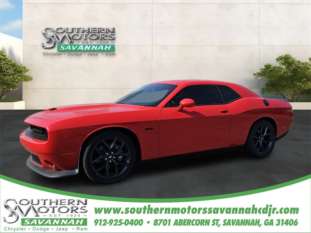 2023 Dodge Challenger R/T's photo