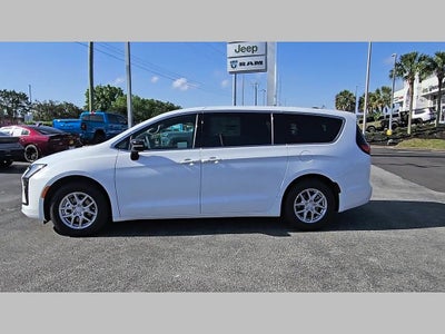 2027 Chrysler Pacifica PACIFICA SELECT