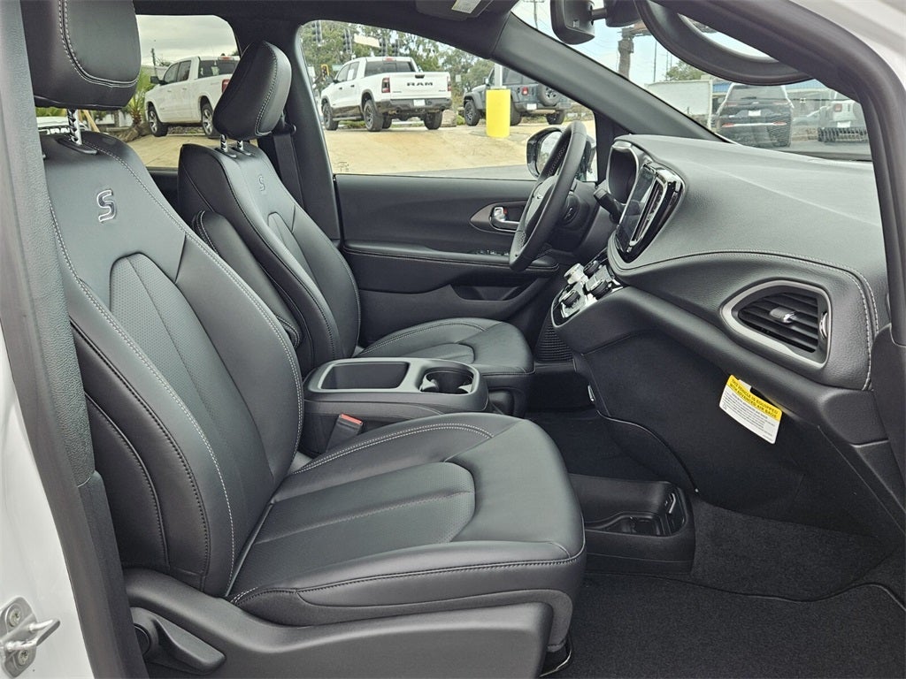 2026 Chrysler Pacifica PACIFICA SELECT