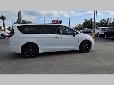 2026 Chrysler Pacifica PACIFICA SELECT