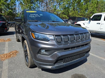 2022 Jeep Compass Altitude FWD