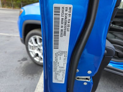 2025 Jeep Compass COMPASS LATITUDE 4X4