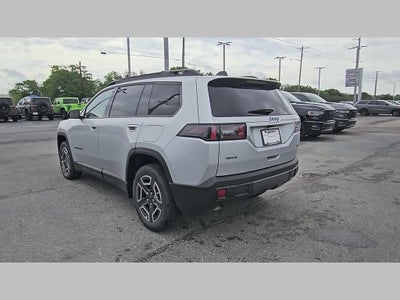 2026 Jeep Cherokee CHEROKEE LAREDO 4X4