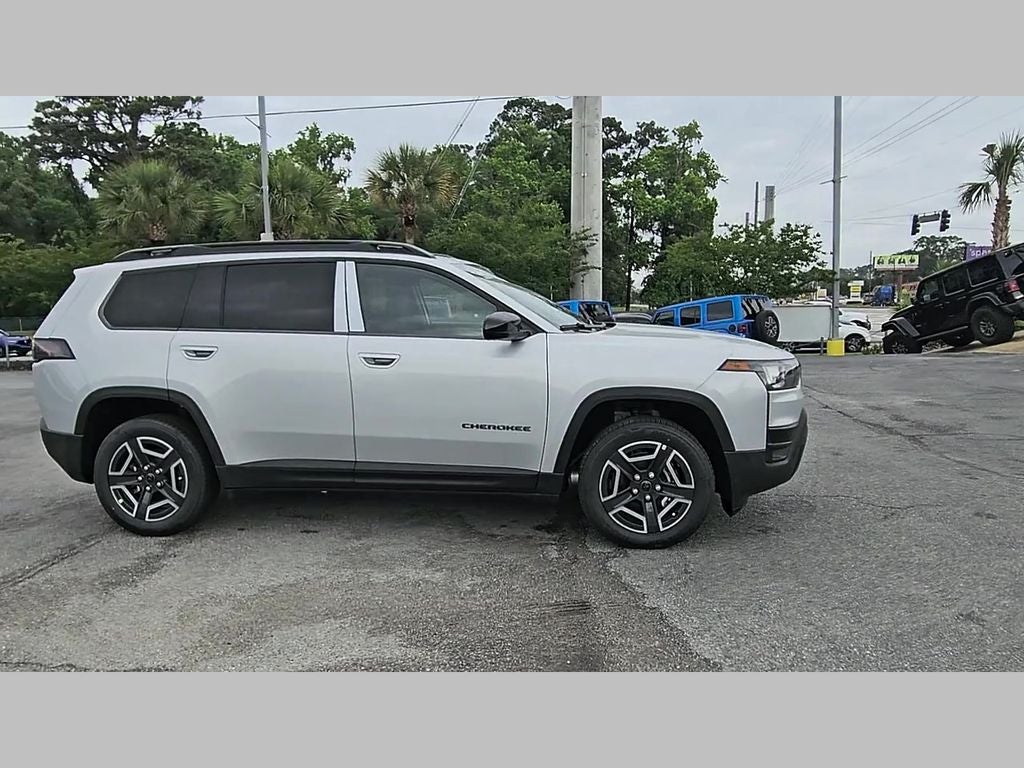 2026 Jeep Cherokee CHEROKEE LAREDO 4X4