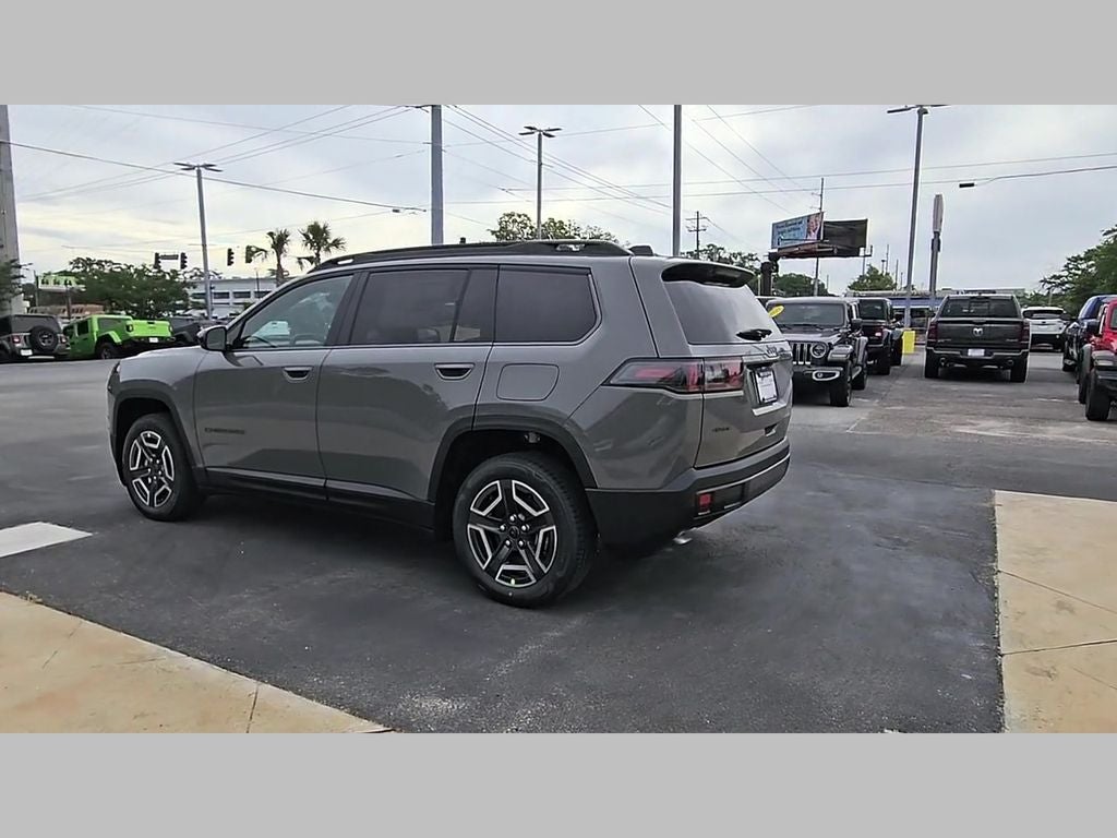 2026 Jeep Cherokee CHEROKEE LAREDO 4X4