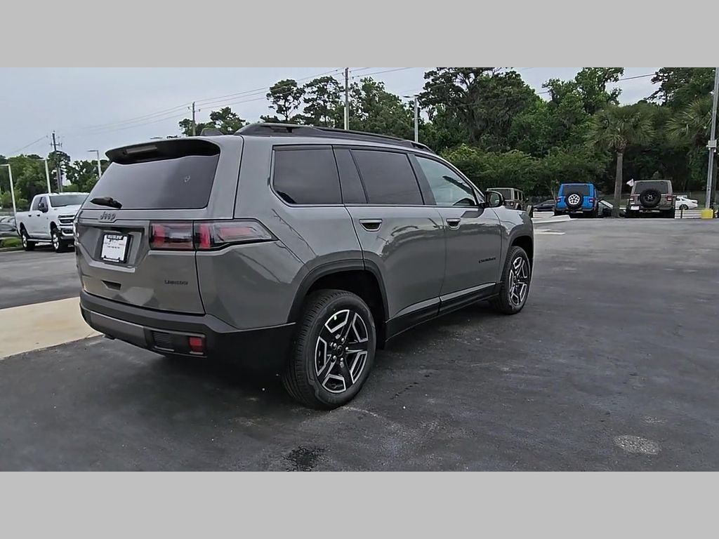 2026 Jeep Cherokee CHEROKEE LAREDO 4X4