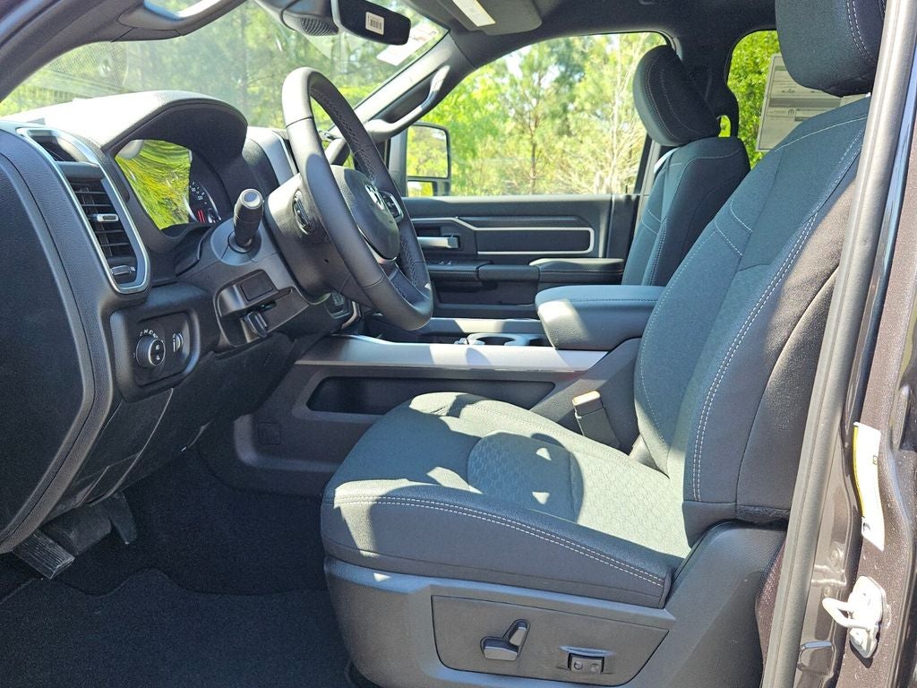 2026 RAM Ram 3500 RAM 3500 BIG HORN CREW CAB 4X4 6'4' BOX