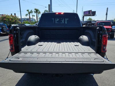 2026 RAM Ram 2500 RAM 2500 BLACK EXPRESS CREW CAB 4X2 6'4' BOX