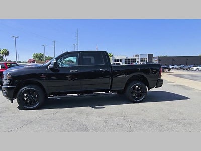 2026 RAM Ram 2500 RAM 2500 BLACK EXPRESS CREW CAB 4X2 6'4' BOX