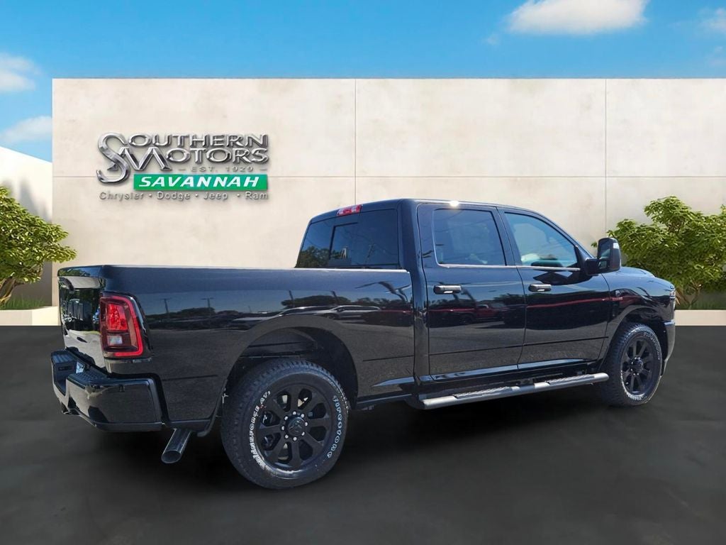 2026 RAM Ram 2500 RAM 2500 BLACK EXPRESS CREW CAB 4X2 6'4' BOX