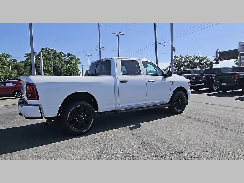2026 RAM Ram 2500 RAM 2500 BLACK EXPRESS CREW CAB 4X2 6'4' BOX