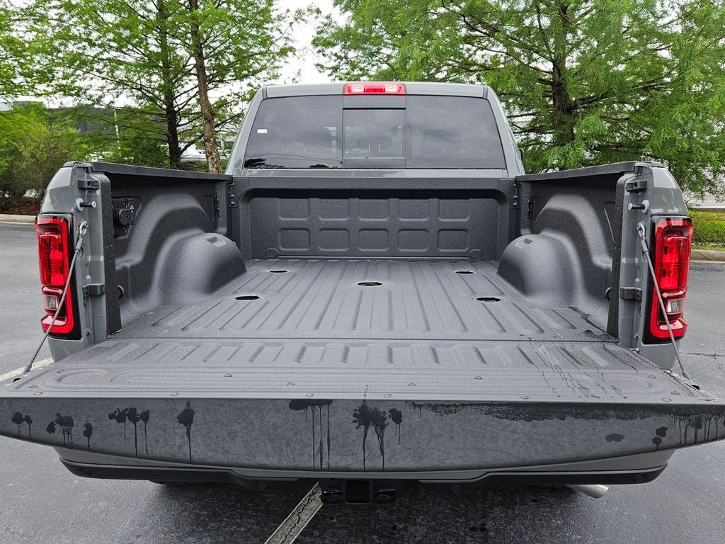 2026 RAM Ram 2500 RAM 2500 BLACK EXPRESS CREW CAB 4X2 6'4' BOX
