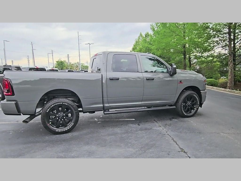 2026 RAM Ram 2500 RAM 2500 BLACK EXPRESS CREW CAB 4X2 6'4' BOX