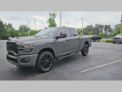 2026 RAM Ram 2500 RAM 2500 BLACK EXPRESS CREW CAB 4X2 6'4' BOX