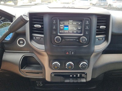 2024 RAM 3500 Tradesman Crew Cab 4x4 8' Box