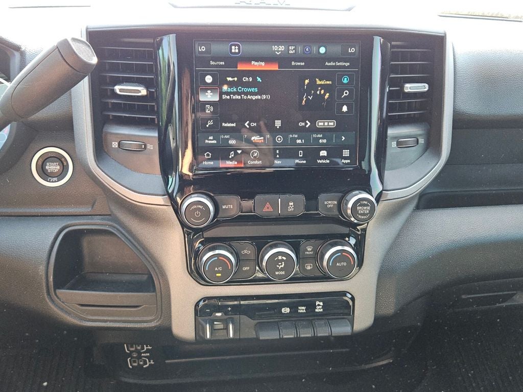 2024 RAM 3500 Tradesman Crew Cab 4x4 8' Box