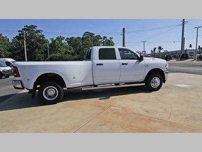 2024 RAM 3500 Tradesman Crew Cab 4x4 8' Box