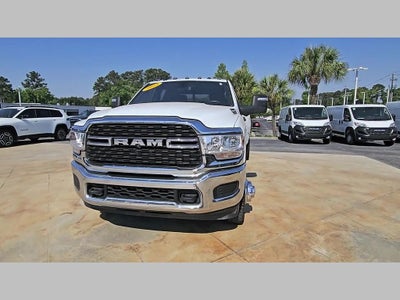 2024 RAM 3500 Tradesman Crew Cab 4x4 8' Box
