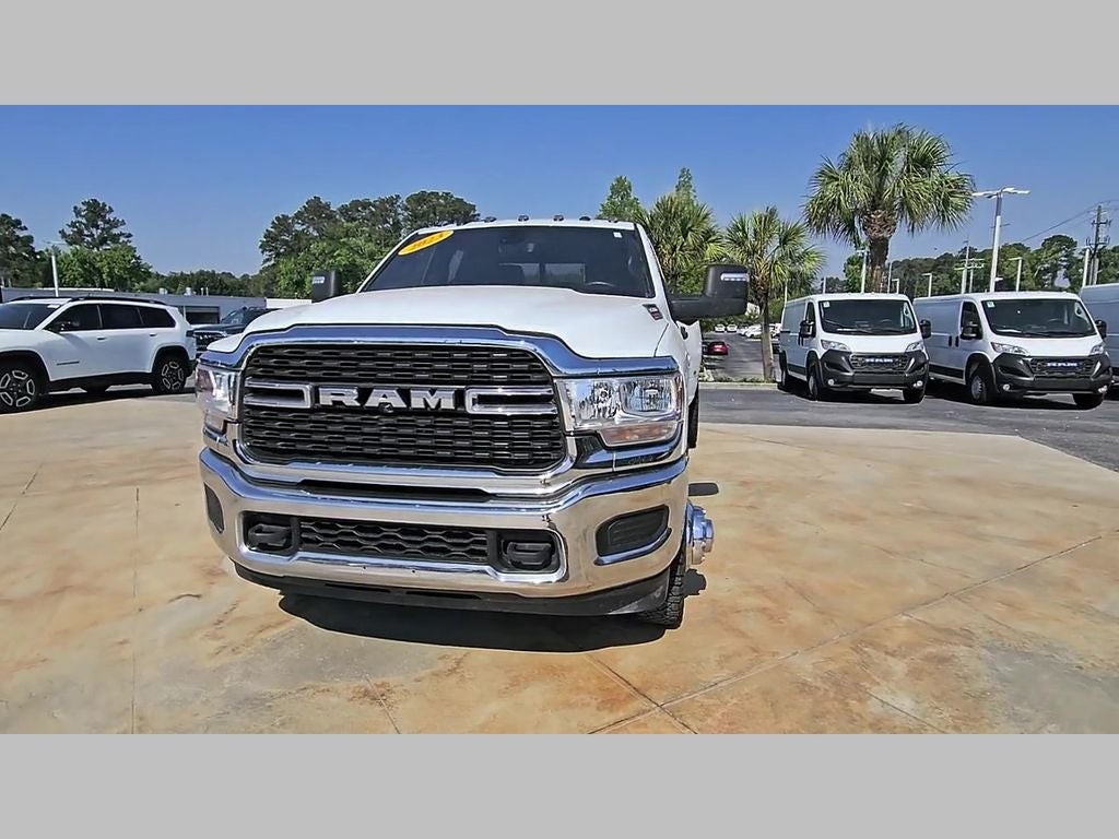 2024 RAM 3500 Tradesman Crew Cab 4x4 8' Box