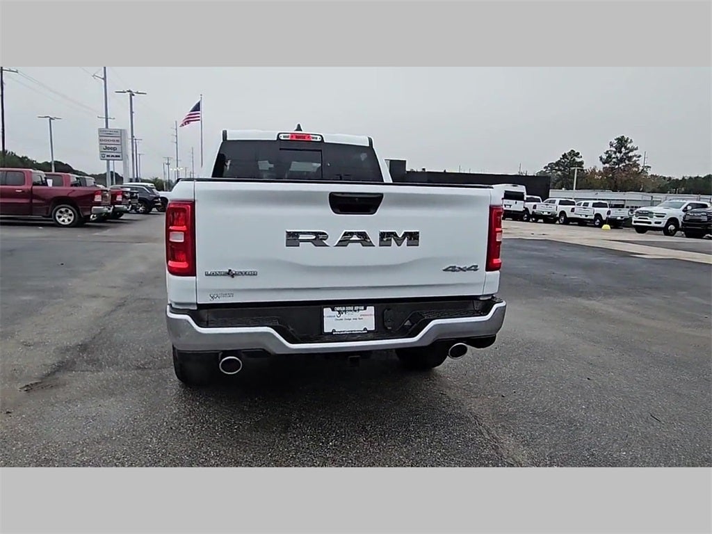 2026 RAM Ram 1500 RAM 1500 LONE STAR CREW CAB 4X4 5'7' BOX