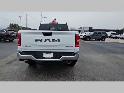 2026 RAM Ram 1500 RAM 1500 LONE STAR CREW CAB 4X4 5'7' BOX