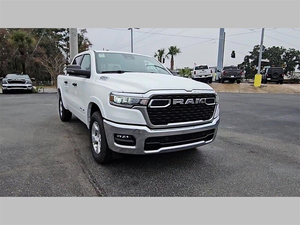 2026 RAM Ram 1500 RAM 1500 LONE STAR CREW CAB 4X4 5'7' BOX