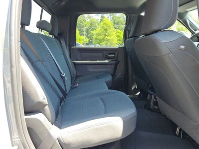 2026 RAM Ram 2500 RAM 2500 BLACK EXPRESS CREW CAB 4X2 6'4' BOX