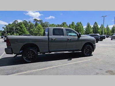 2026 RAM Ram 2500 RAM 2500 BLACK EXPRESS CREW CAB 4X2 6'4' BOX