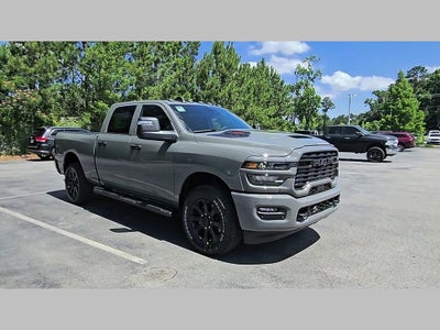 2026 RAM Ram 2500 RAM 2500 BLACK EXPRESS CREW CAB 4X2 6'4' BOX