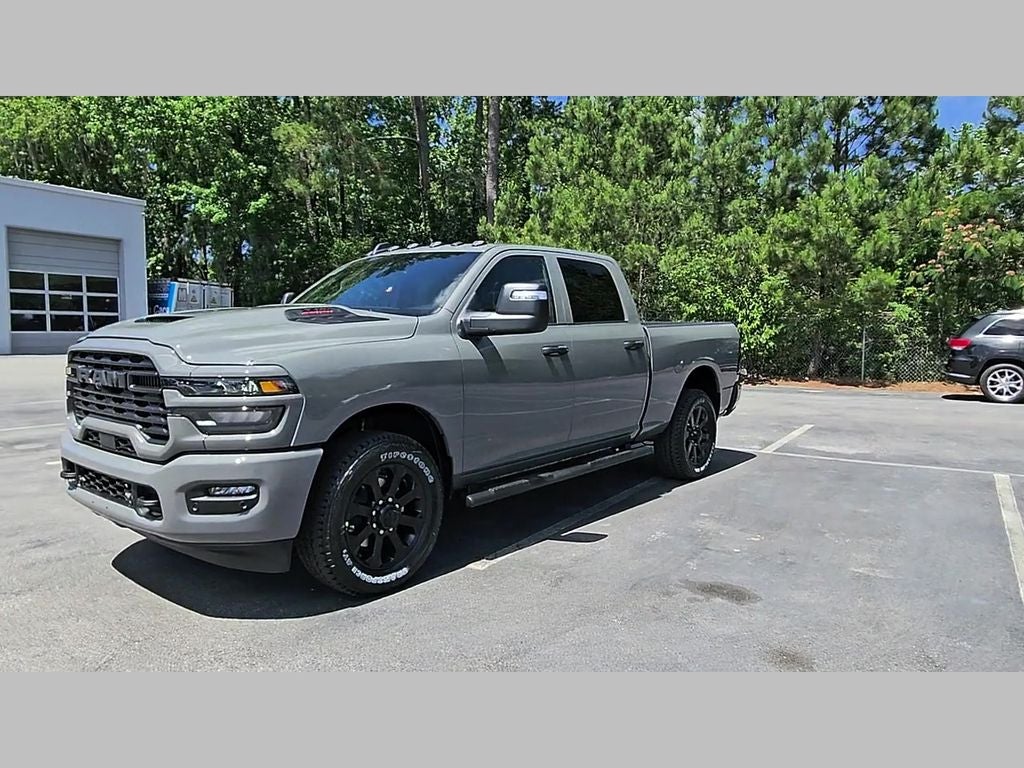2026 RAM Ram 2500 RAM 2500 BLACK EXPRESS CREW CAB 4X2 6'4' BOX